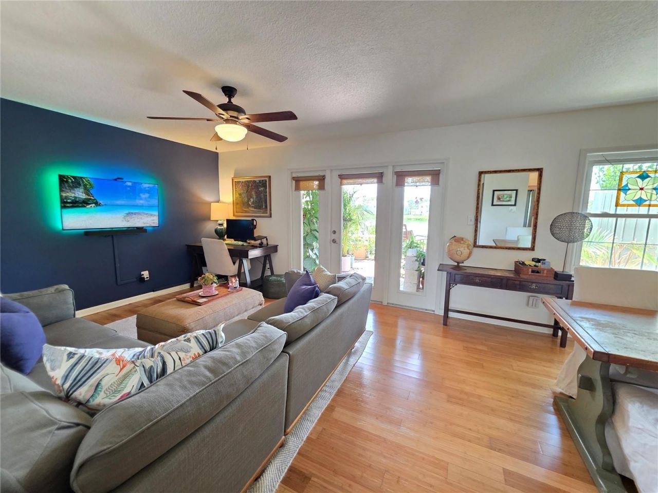 118 Pompano Drive Se, Unit B, Saint Petersburg, FL 33705 Photo