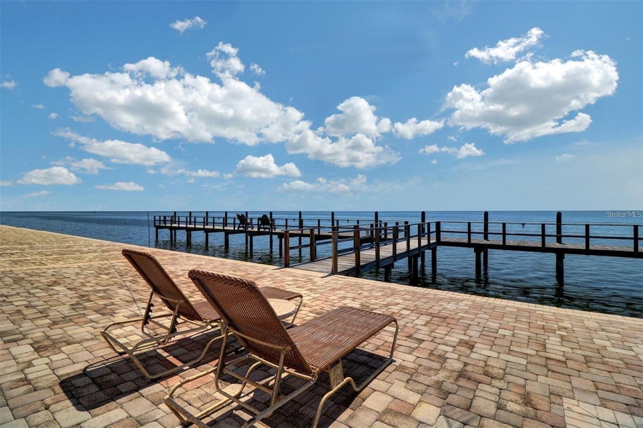 118 Pompano Drive Se, Unit B, Saint Petersburg, FL 33705 Photo