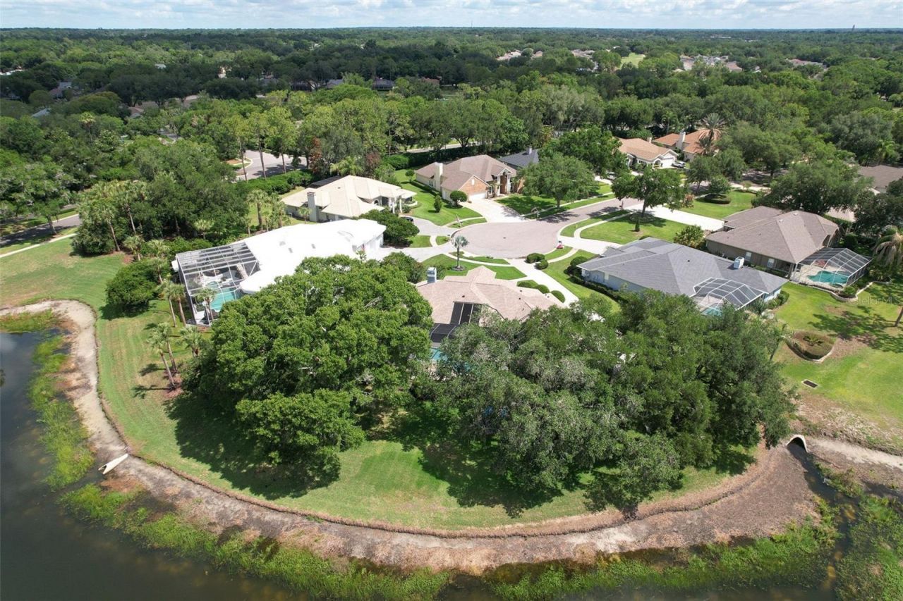 5103 Broken Sound Lane, Valrico, FL 33596 Photo