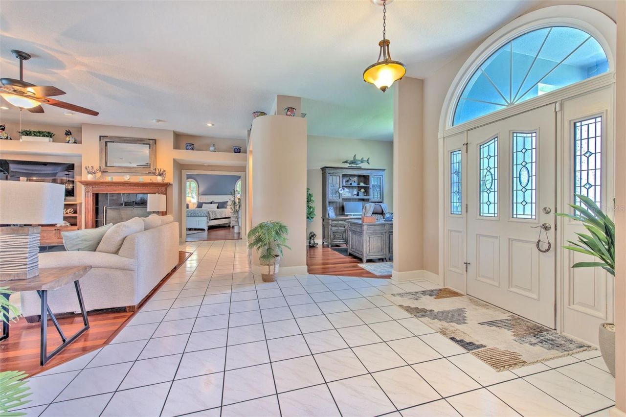 5103 Broken Sound Lane, Valrico, FL 33596 Photo
