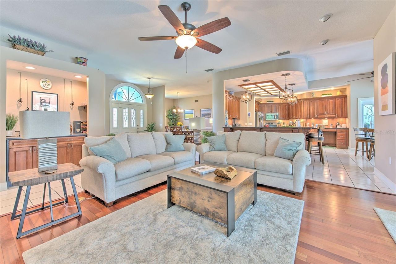 5103 Broken Sound Lane, Valrico, FL 33596 Photo