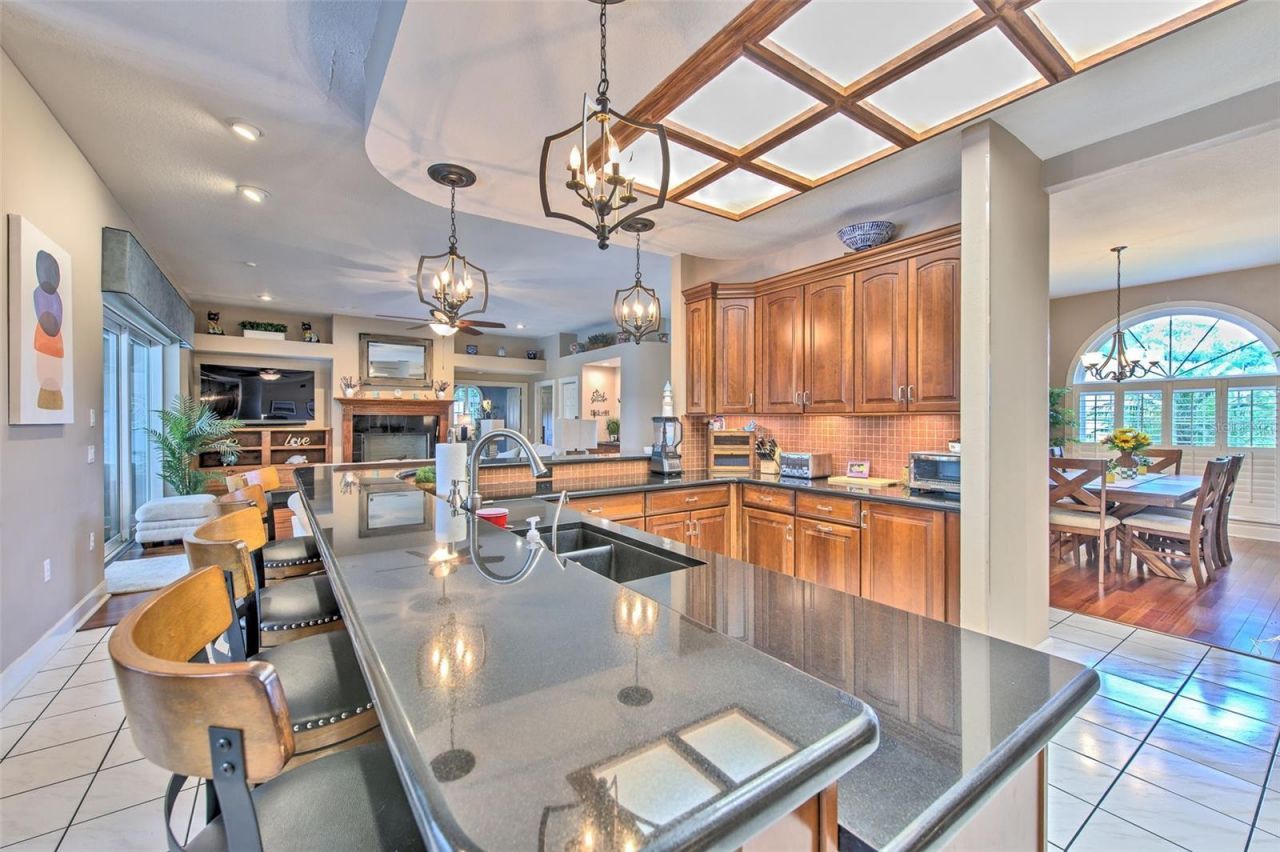 5103 Broken Sound Lane, Valrico, FL 33596 Photo