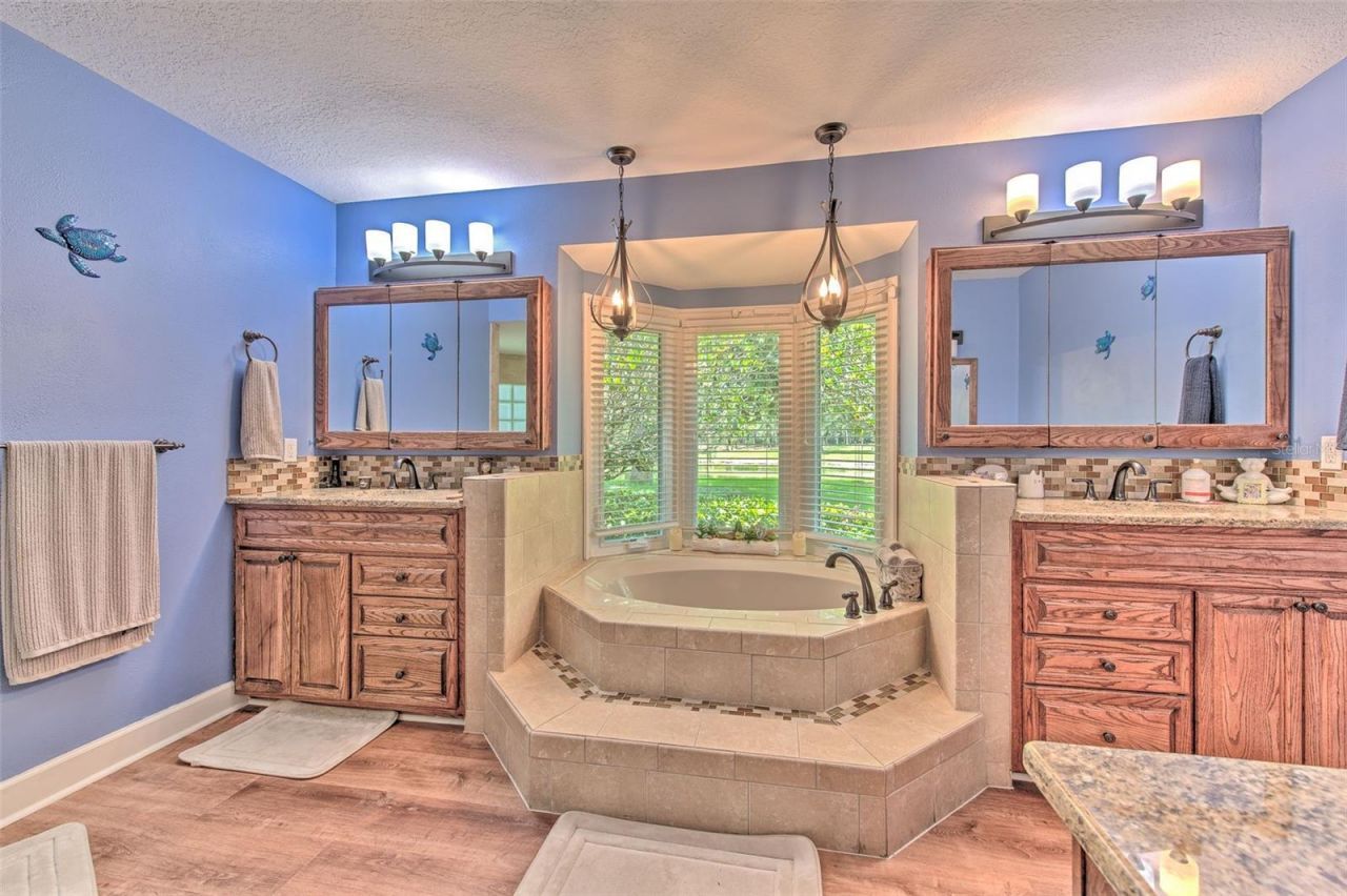 5103 Broken Sound Lane, Valrico, FL 33596 Photo