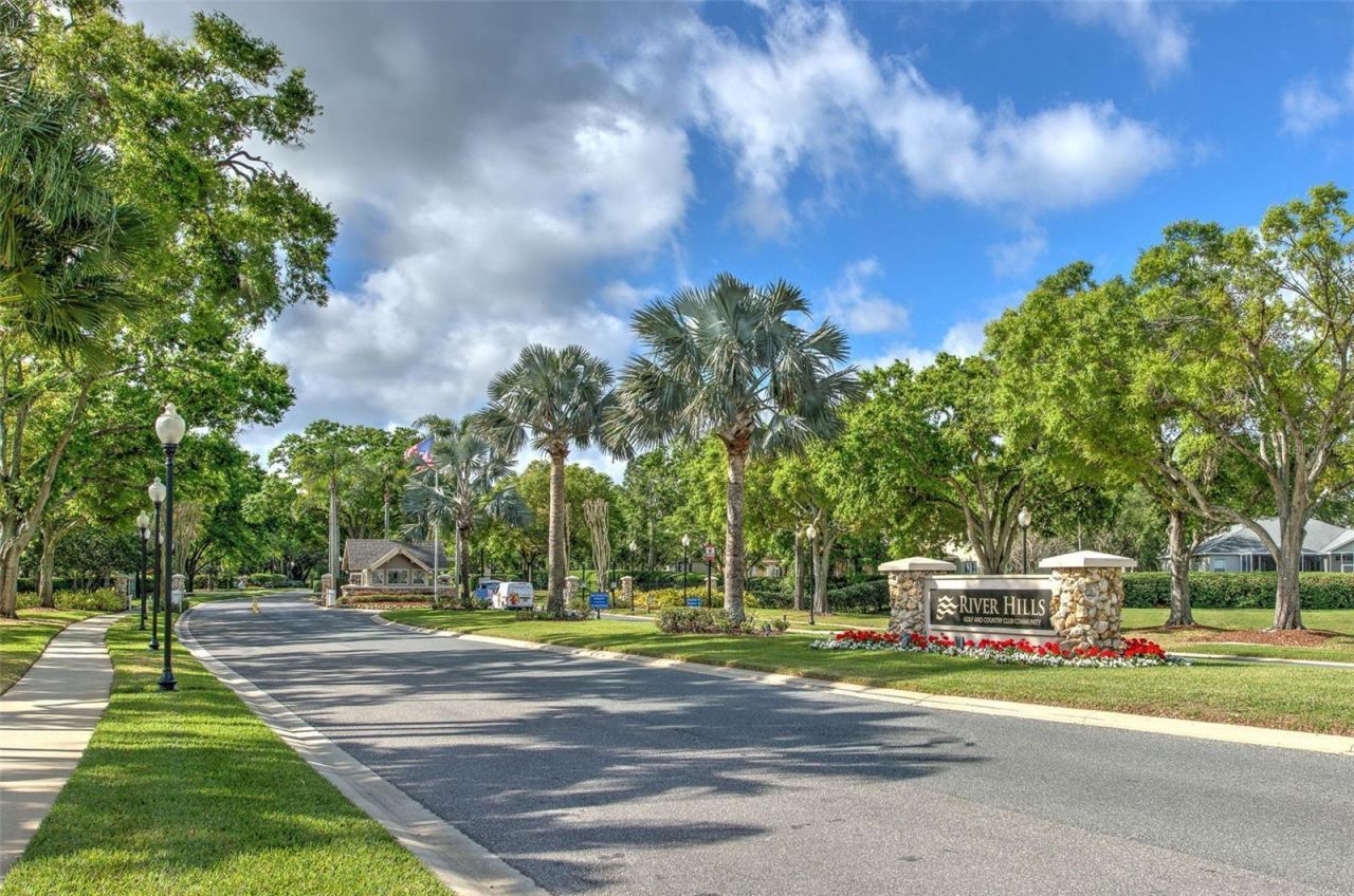 5103 Broken Sound Lane, Valrico, FL 33596 Photo