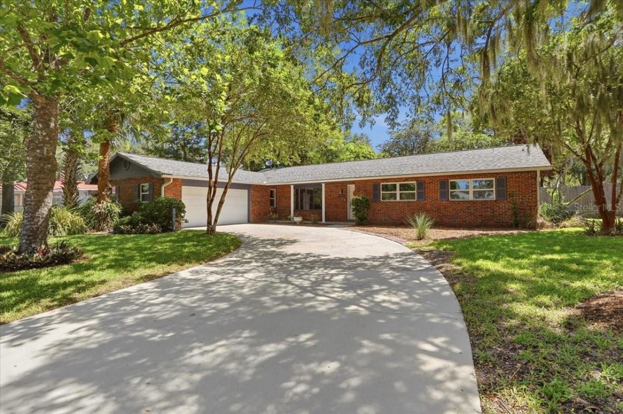 2612 Collins Avenue , Lakeland, FL 33803 Main Photo
