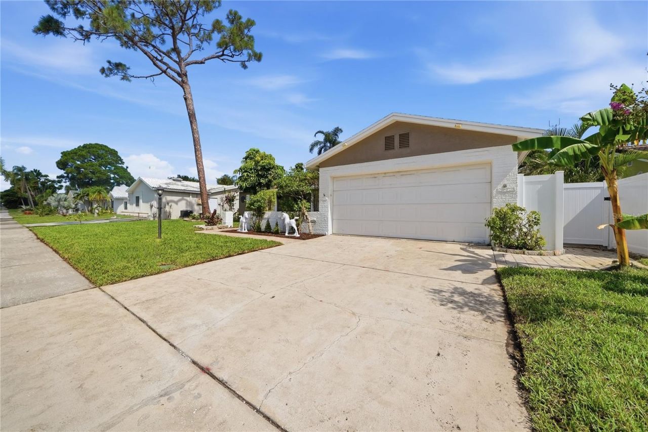 10919 129th Avenue, Largo, FL 33778 Photo