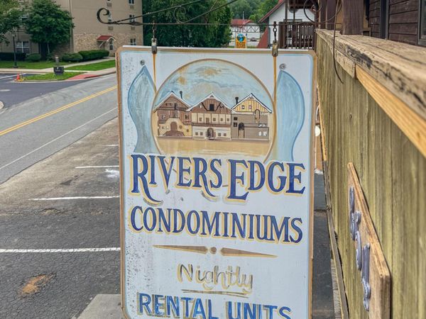 854 Edelweiss Strasse, Unit 702, Helen, GA 30545