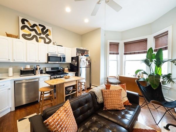 25 Fort Ave, Unit 2, Boston, MA 02119