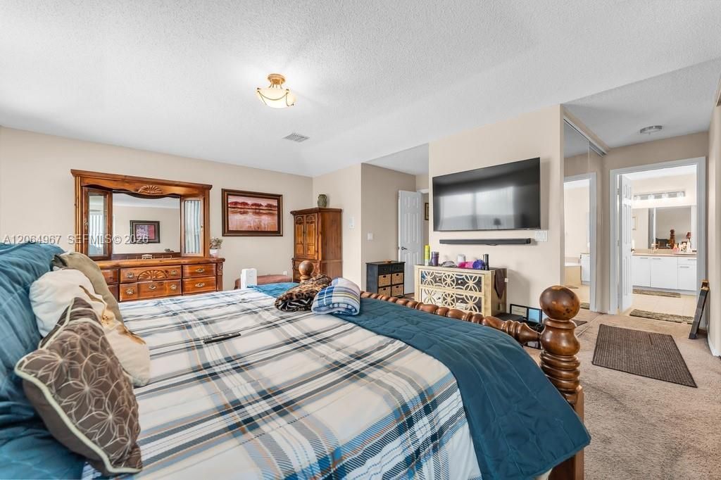 15887 NW 11th St, Pembroke Pines, FL 33028 Photo