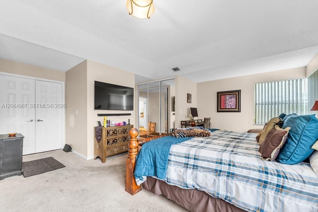 15887 NW 11th St, Pembroke Pines, FL 33028 Photo