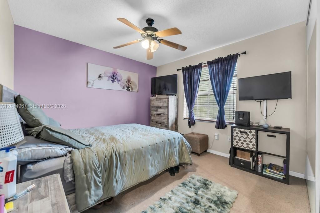 15887 NW 11th St, Pembroke Pines, FL 33028 Photo