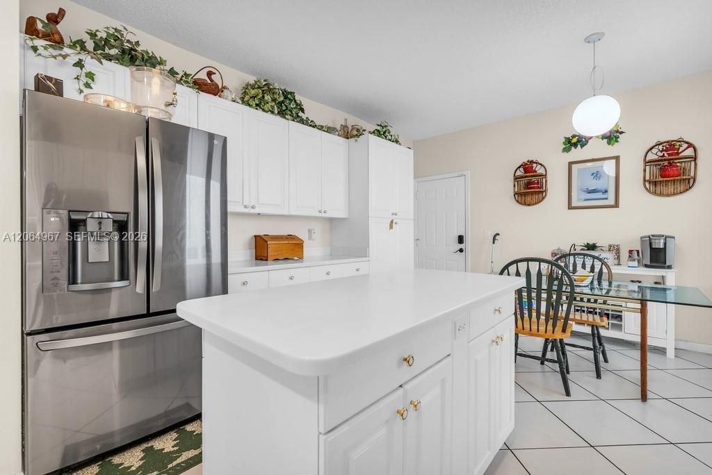 15887 NW 11th St, Pembroke Pines, FL 33028 Photo