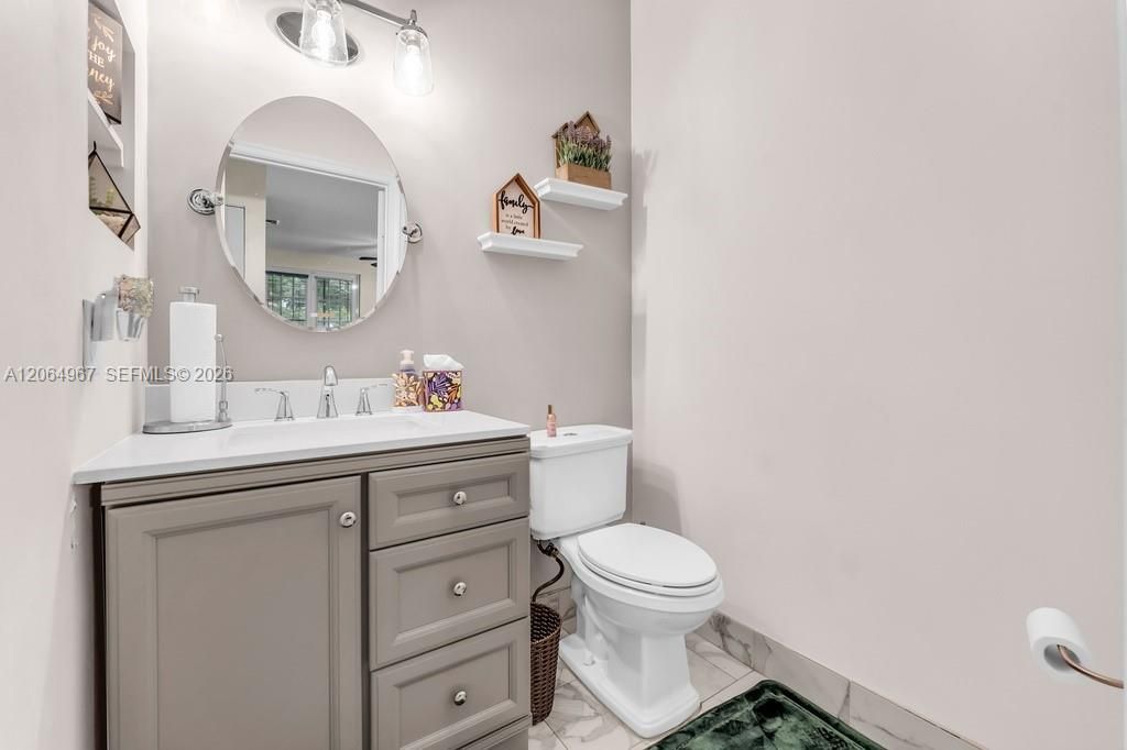 15887 NW 11th St, Pembroke Pines, FL 33028 Photo
