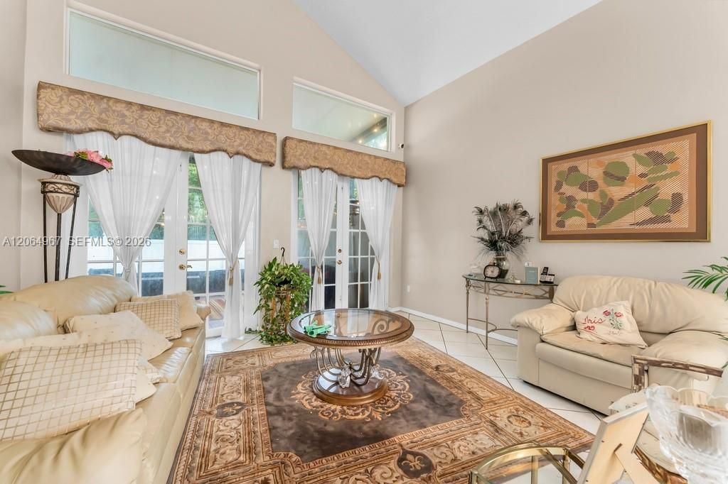 15887 NW 11th St, Pembroke Pines, FL 33028 Photo