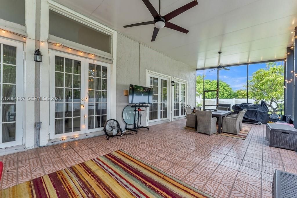 15887 NW 11th St, Pembroke Pines, FL 33028 Photo