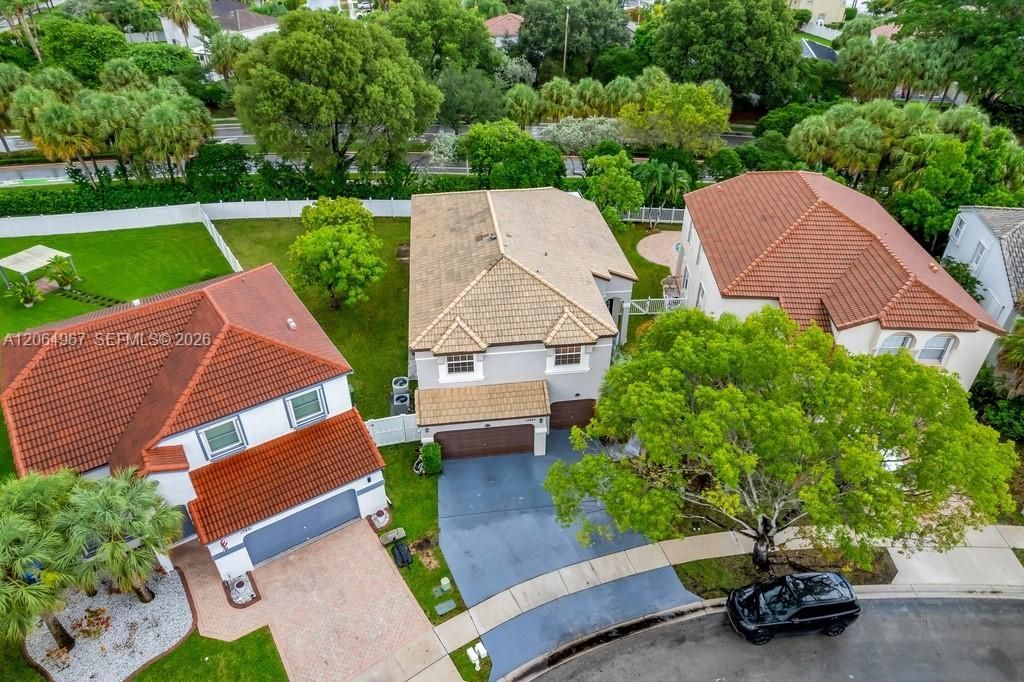 15887 NW 11th St, Pembroke Pines, FL 33028 Photo