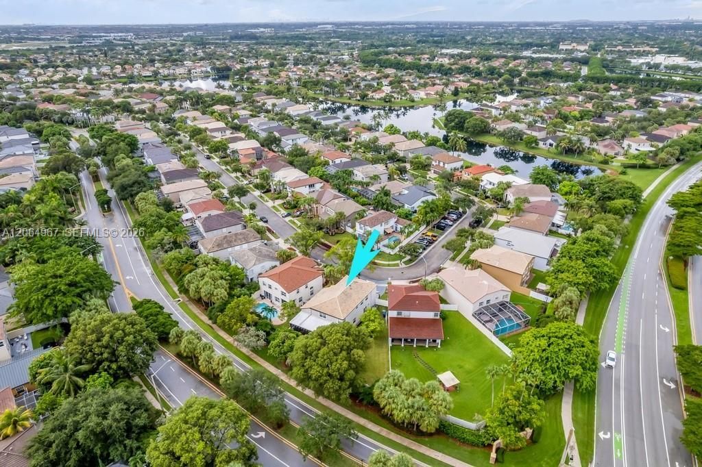 15887 NW 11th St, Pembroke Pines, FL 33028 Photo