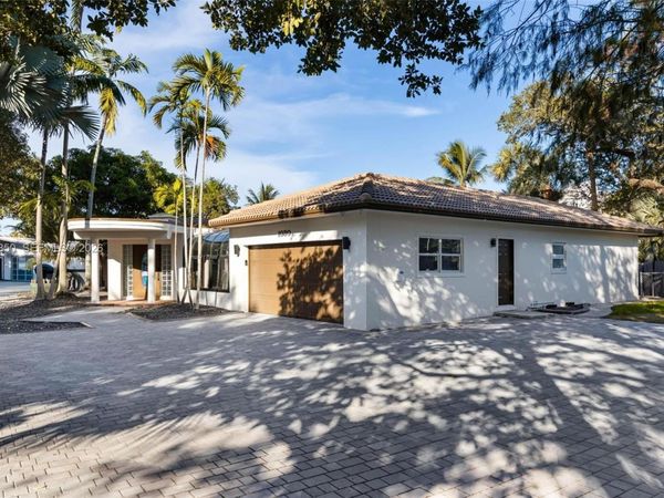 1030 SW 14th Ter , Fort Lauderdale, FL 33312