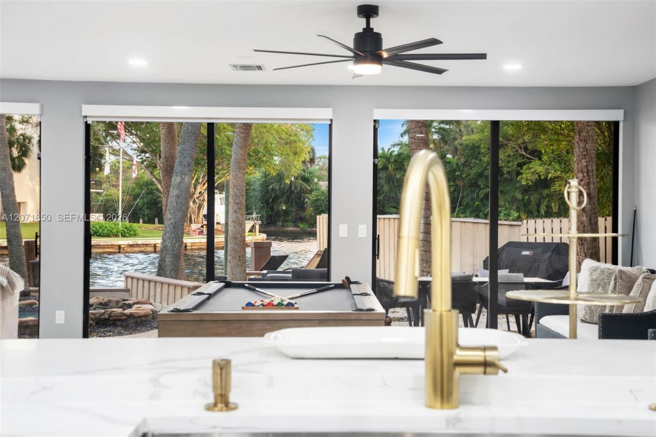 1030 SW 14th Ter , Fort Lauderdale, FL 33312 Photo