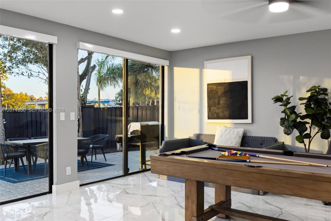 1030 SW 14th Ter , Fort Lauderdale, FL 33312 Photo