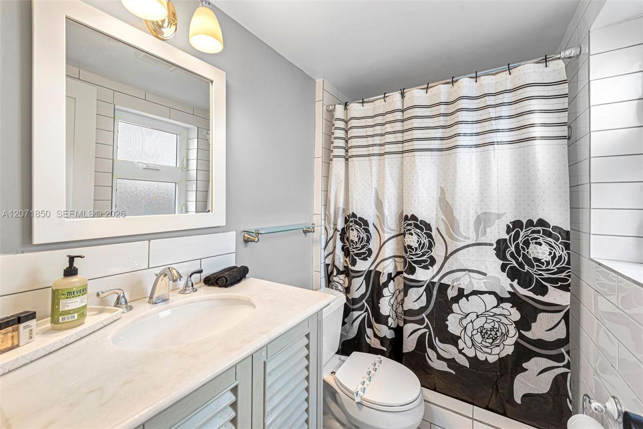 1030 SW 14th Ter , Fort Lauderdale, FL 33312 Photo