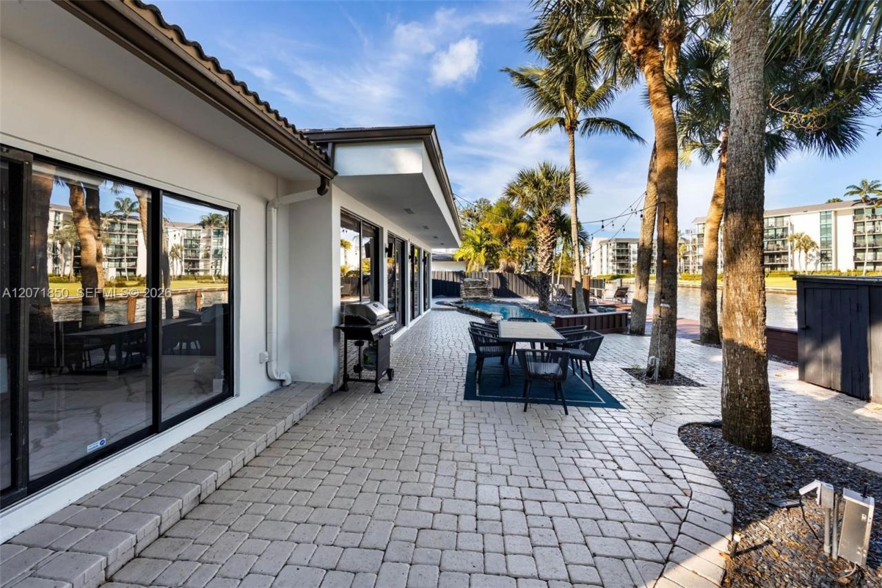1030 SW 14th Ter , Fort Lauderdale, FL 33312 Photo