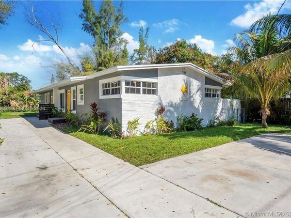 1301 NE 147th St , Unit 1301, Miami, FL 33161