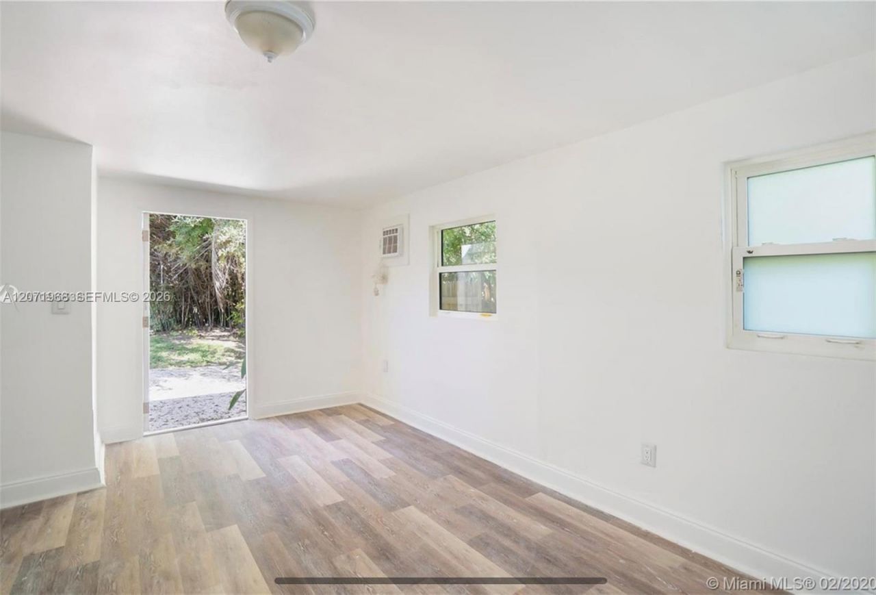1301 NE 147th St , Unit 1301, Miami, FL 33161 Photo