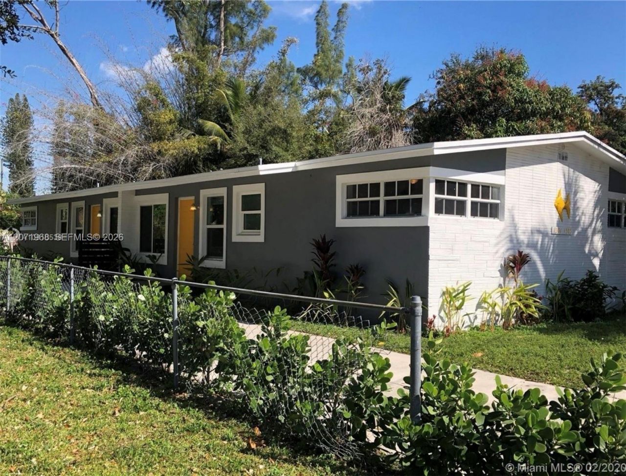 1301 NE 147th St , Unit 1301, Miami, FL 33161 Photo
