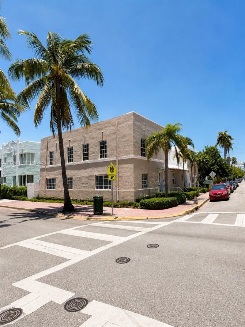 1440 Pennsylvania Ave, Unit 3, Miami Beach, FL 33139 Photo