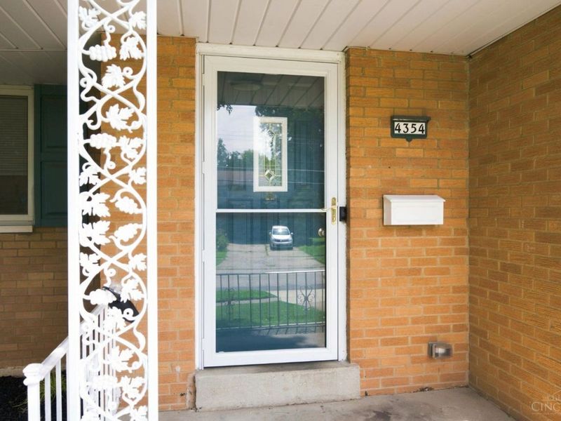 4354 Cloverhill, Delhi Township, OH 45238 Photo 3
