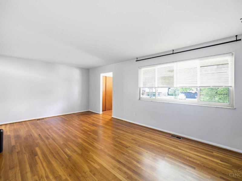4354 Cloverhill, Delhi Township, OH 45238 Photo 8