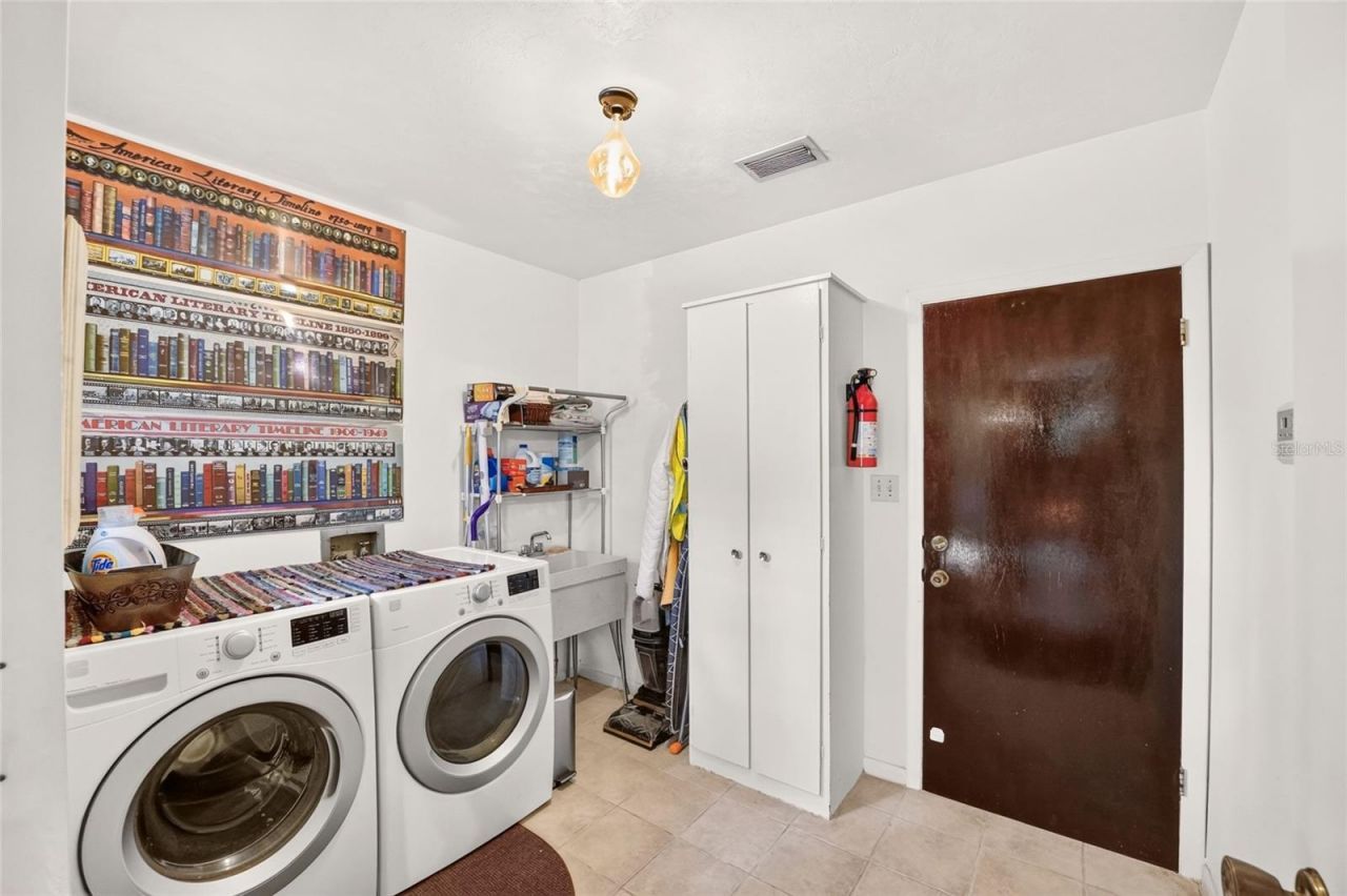 4624 NW 19th Place , Gainesville, FL 32605 Photo