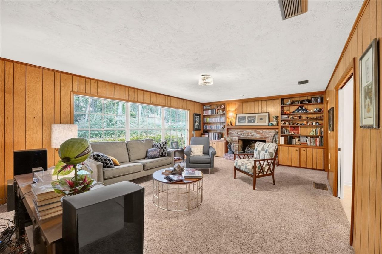 4624 NW 19th Place , Gainesville, FL 32605 Photo