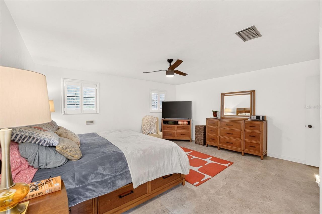4624 NW 19th Place , Gainesville, FL 32605 Photo
