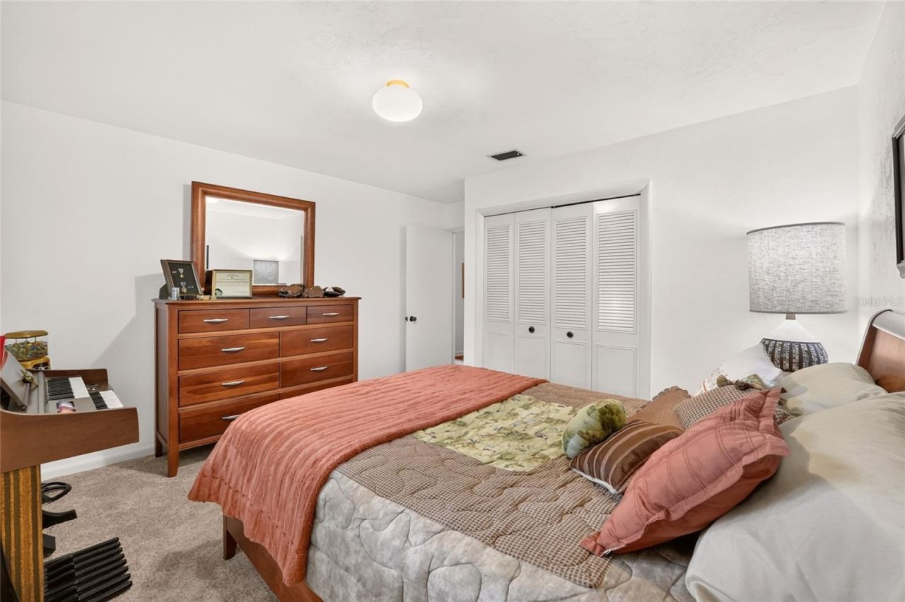 4624 NW 19th Place , Gainesville, FL 32605 Photo