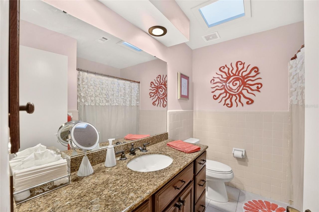4624 NW 19th Place , Gainesville, FL 32605 Photo
