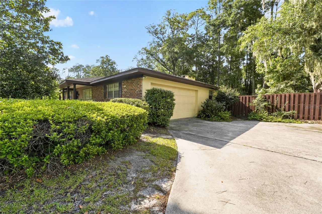 4624 NW 19th Place , Gainesville, FL 32605 Photo