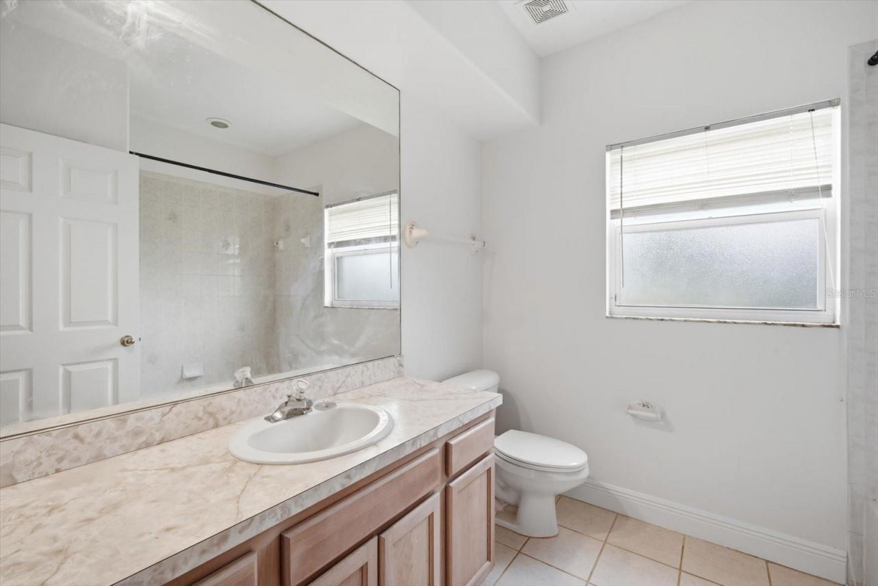 14902 Devonshire Woods Place, Tampa, FL 33624 Photo
