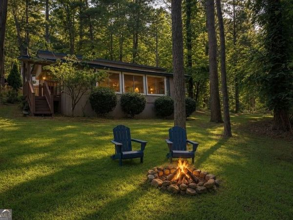 135 Marina Ct, Canton, GA 30114