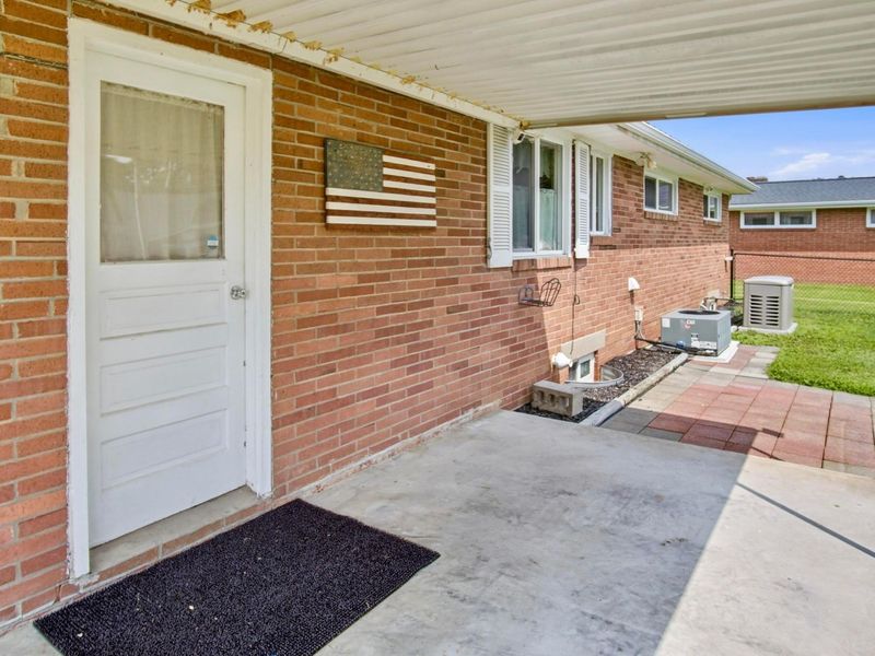 1038 Talley Avenue, Zanesville, OH 43701 Photo 6