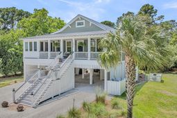 8476 Bottlenose Court photo 4