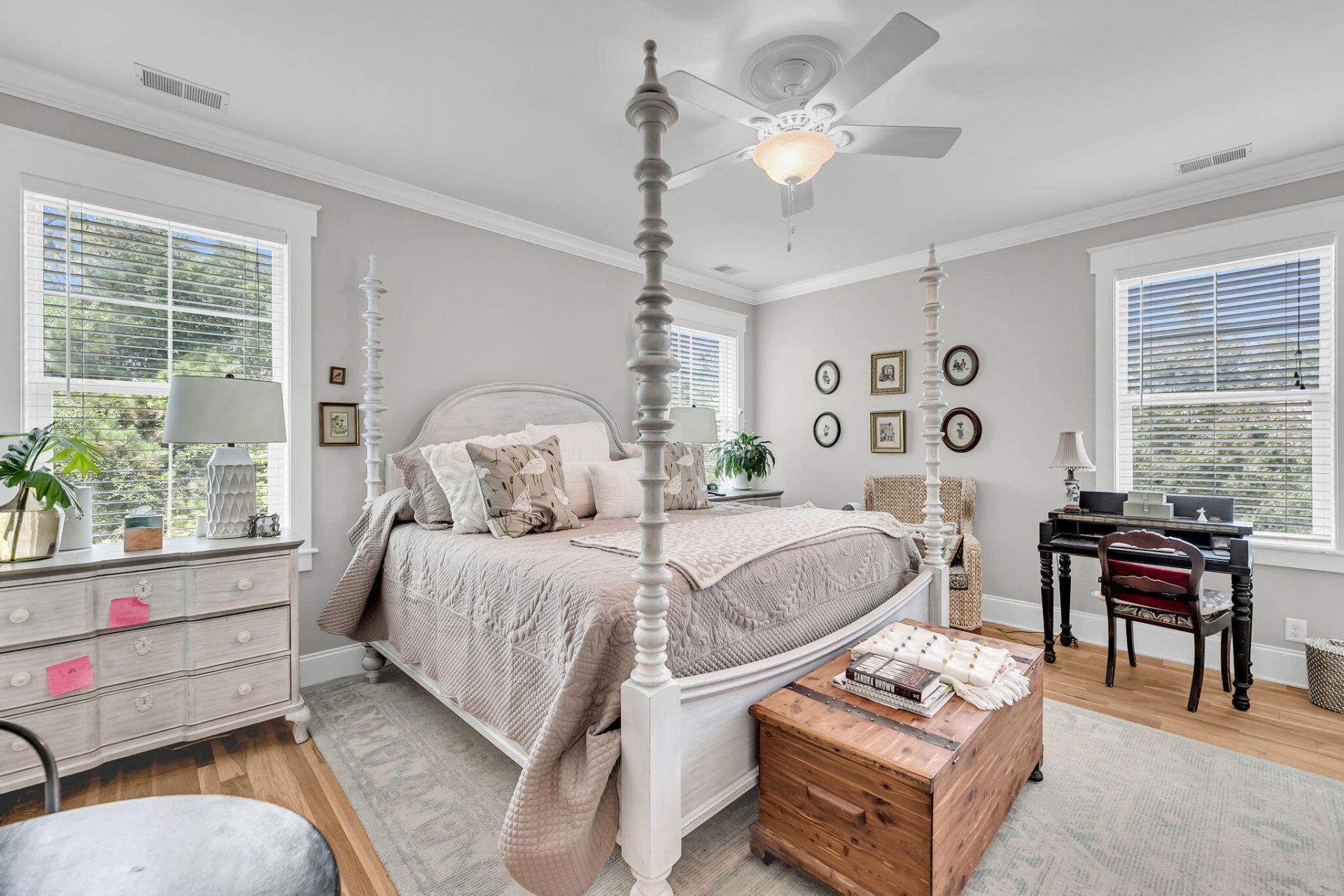 8476 Bottlenose Court Photo 23