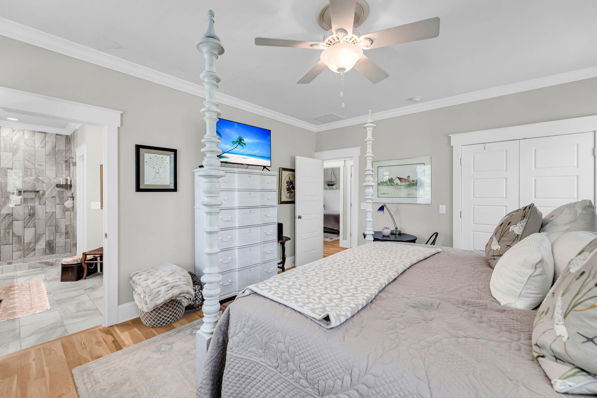 8476 Bottlenose Court Photo 24