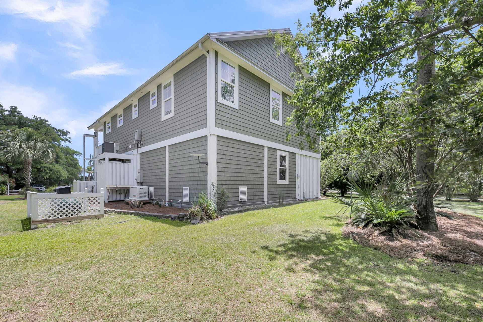 8476 Bottlenose Court Photo 35