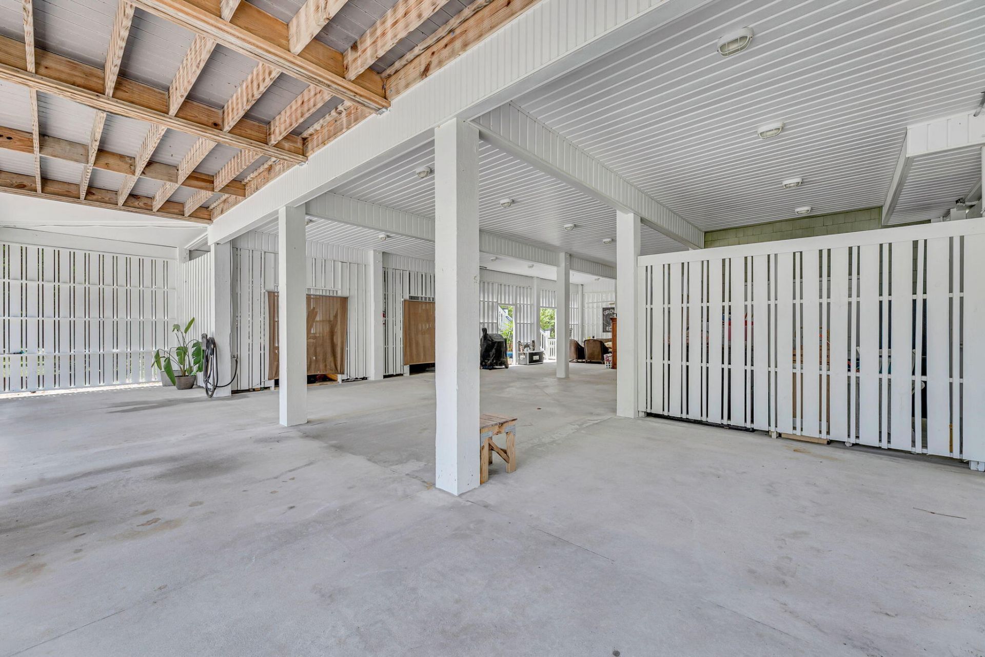 8476 Bottlenose Court Photo 40