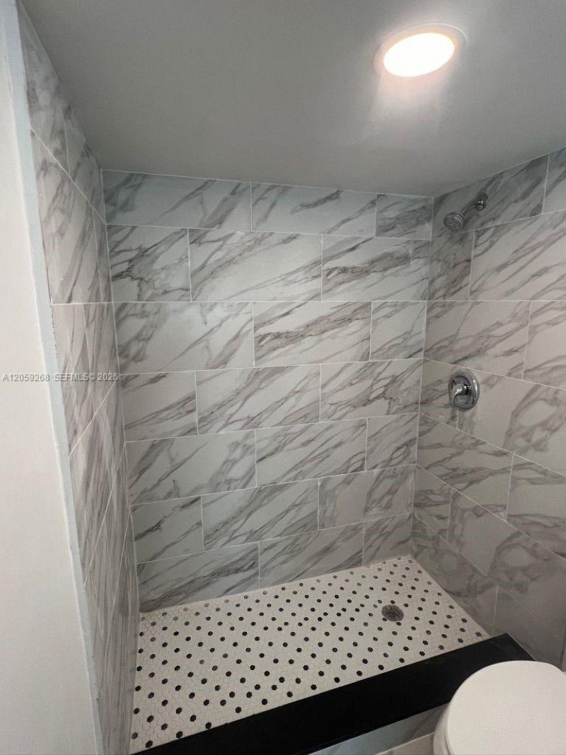 1999 NW 2nd St , Unit 2, Miami, FL 33125 Photo