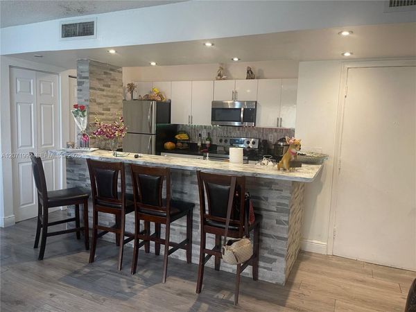 636 NW 114th Ave , Unit 102, Sweetwater, FL 33172