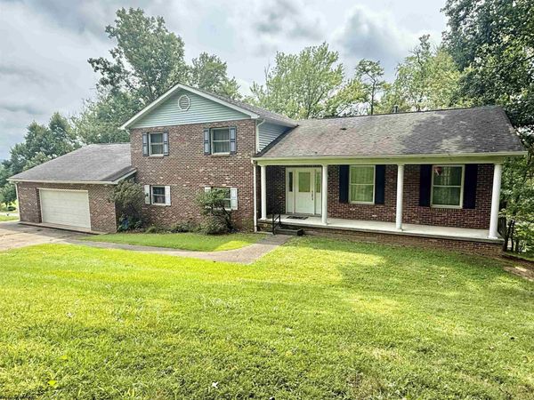 20 Bel Manor Drive, Fairmont, WV 26554