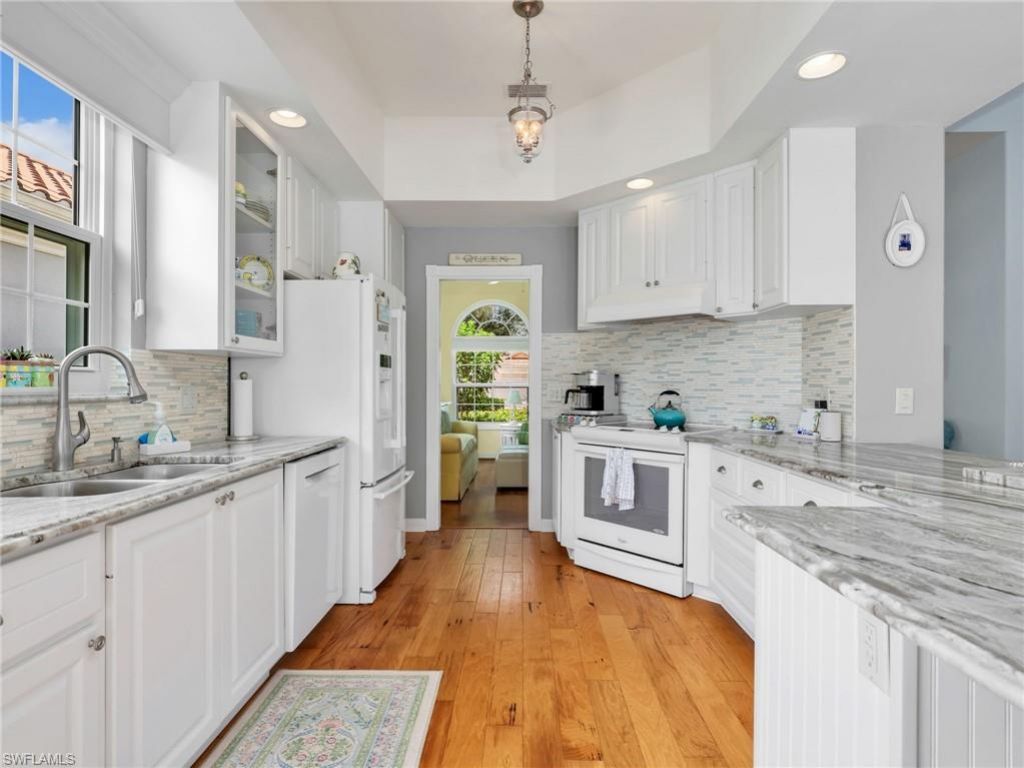 5284 Hawkesbury Way, Naples, FL 34119 Photo